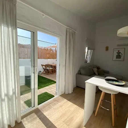 Renovated Private 아파트